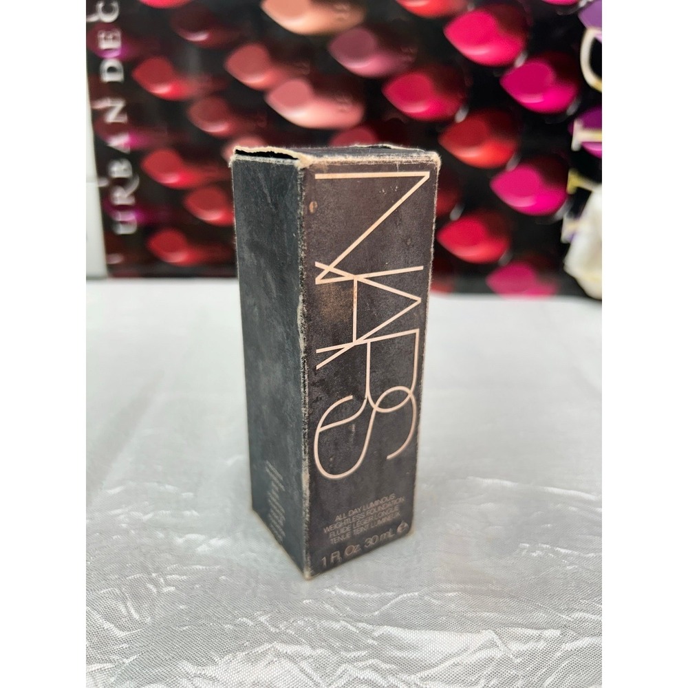 NARS all day luminous foundation med dark 3 cadiz READ DESCRIPTION!